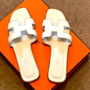 Authentic Hermes oran sandals